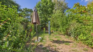 Photo 16- click for photo gallery